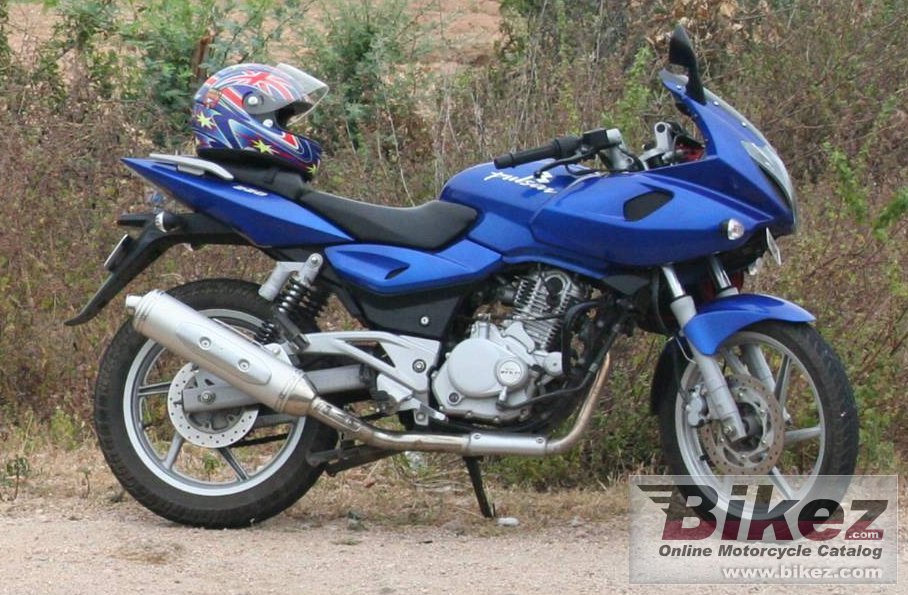 Bajaj Pulsar 220 DTS Fi poster